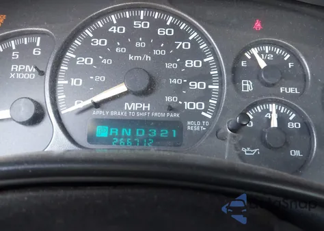 2000 Chevrolet Silverado 1500 Ls z USA, uszkodzony, nr VIN 1GCEC14T9YZ223734